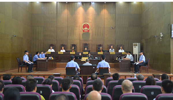 刑满释放杀狱警刺伤法官案,重庆杀害狱警