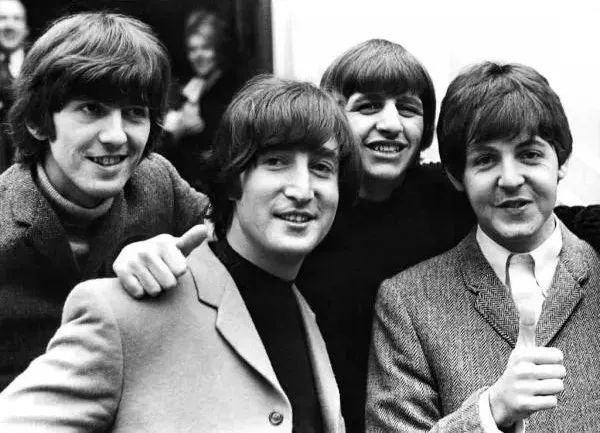 十首经典每一首都能感动世界,十首感动到哭的歌曲