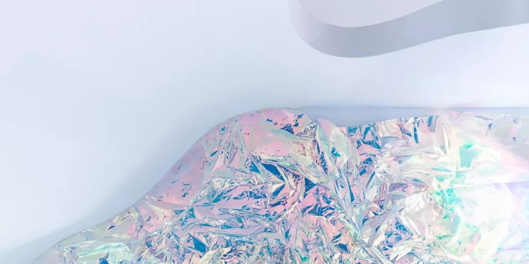 夏天来喝夏天的一杯奶茶,夏天在森林里喝咖啡