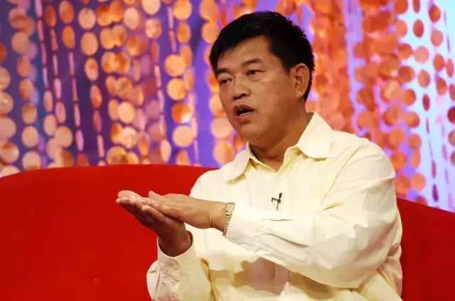 从民警到副所长,从民警到囚犯的故事