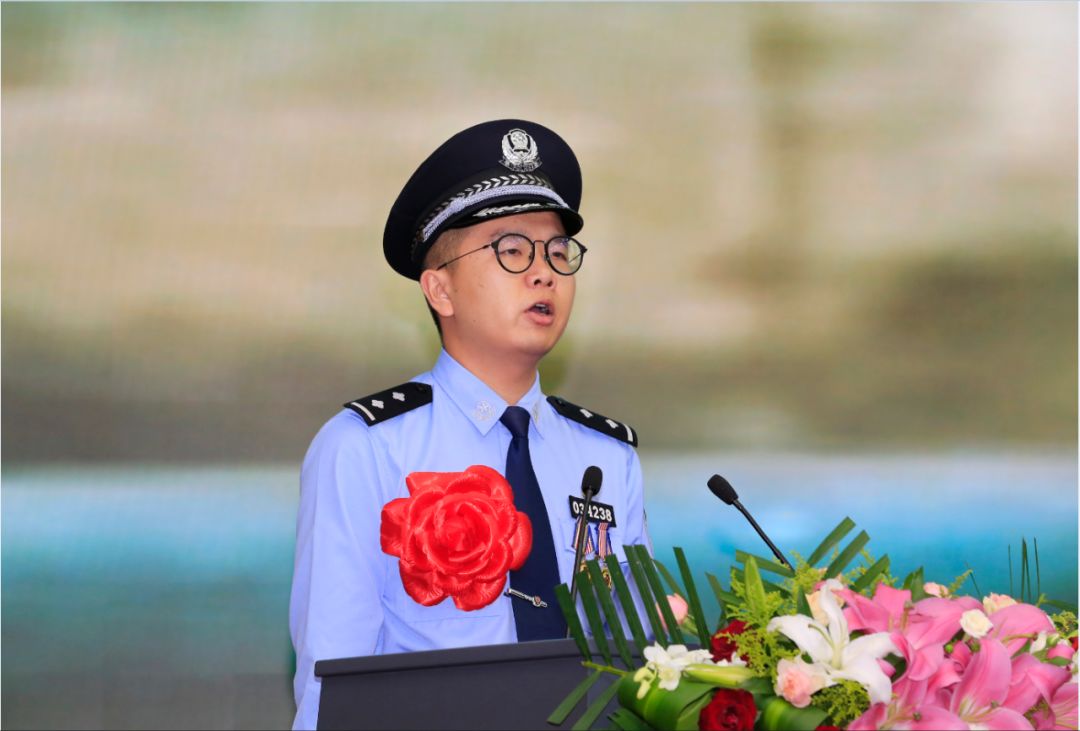 榜样的力量直抵心灵完整版,榜样的力量鼓舞人