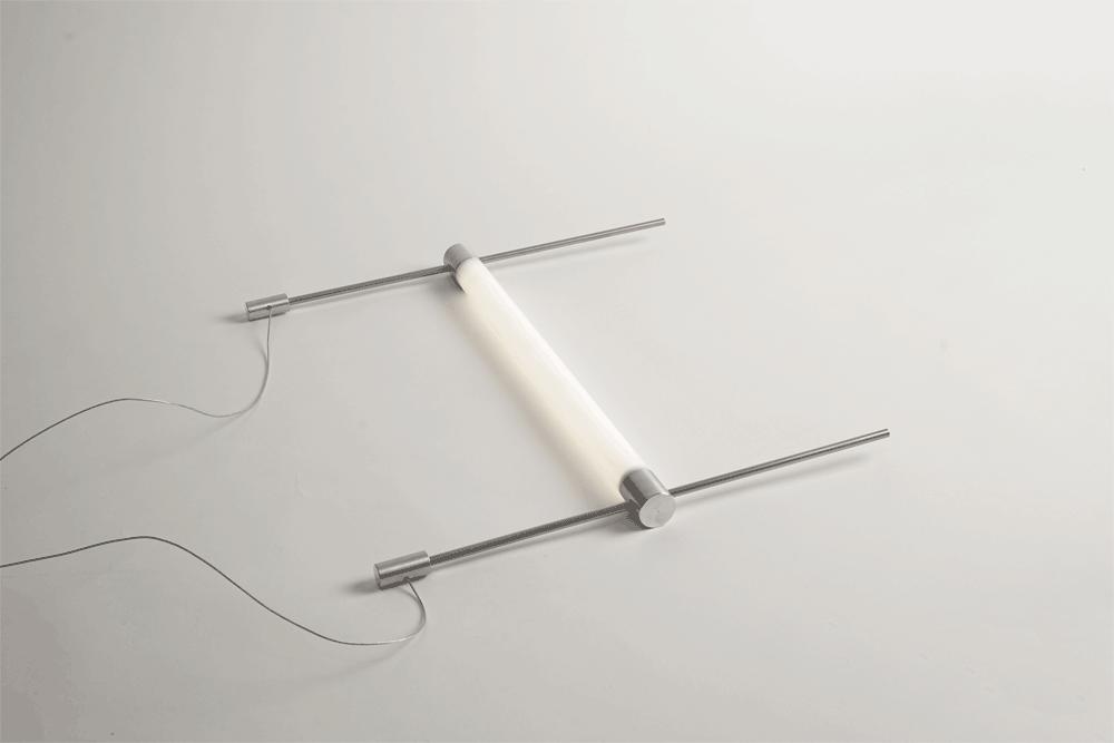 他从“马扎”中获得灵感，设计的灯具从米兰火到杭州……