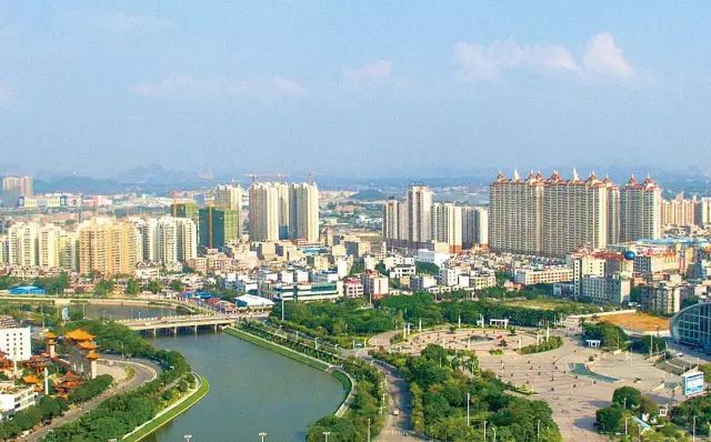 城市蝶变带来生活之美！玉林这家企业15年来，要干这件大事