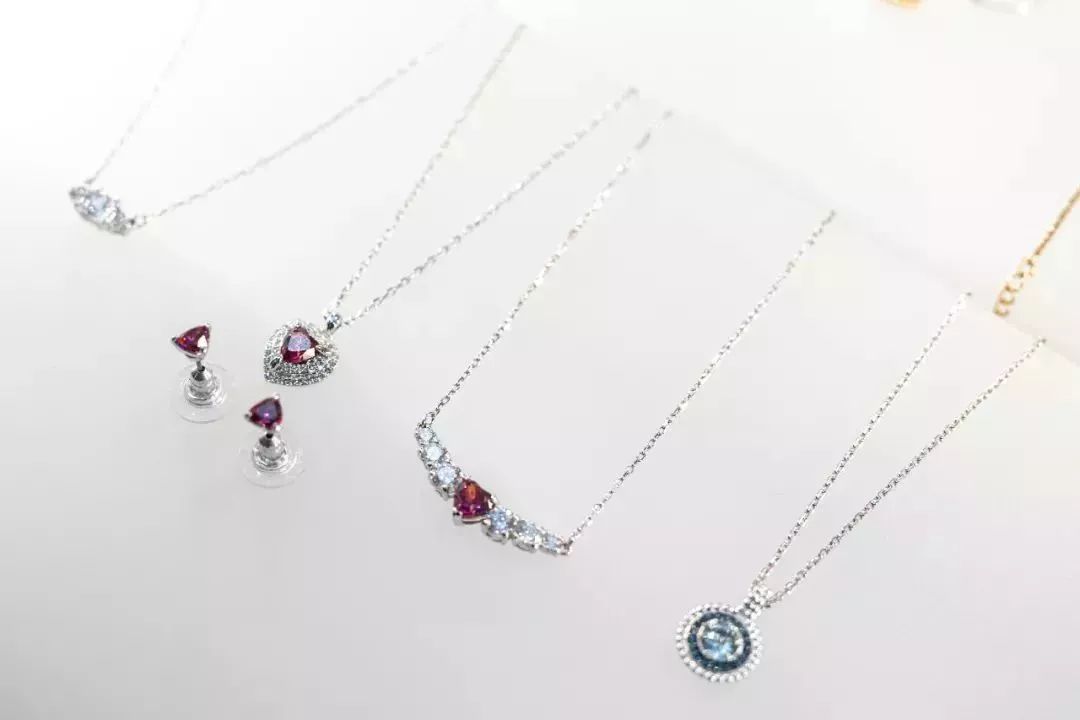 耐克，匡威低至4折再享折上折！人气品牌第二件折上5折！年中大促，嗨购10天，来杉井随便买