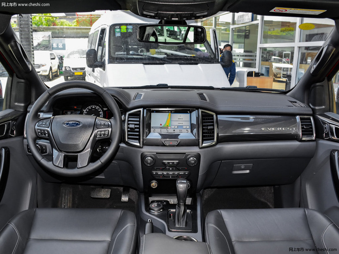 25万落地适合小姐姐的四驱车越野,质量稳定舒适度好又耐糙的四驱车