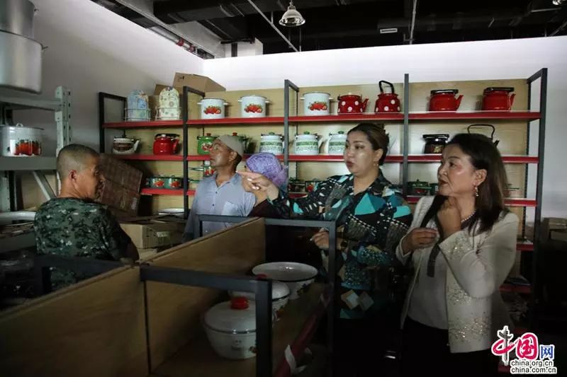 【记者的*疆新**日记】塔城印象：一棵橡树满城风情