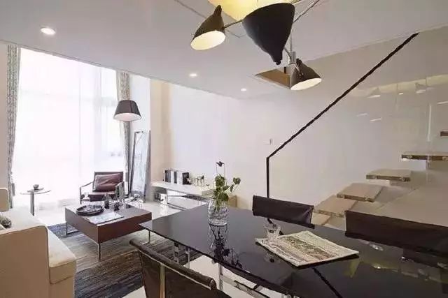 参观朋友新装修的房子感言,参观完朋友的豪宅感慨