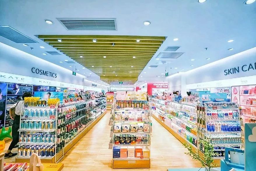 中国游客爆买日本药妆,中国游客日本药妆店