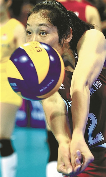 首支全员参赛球队诞生,第一支成就三冠王的足球队