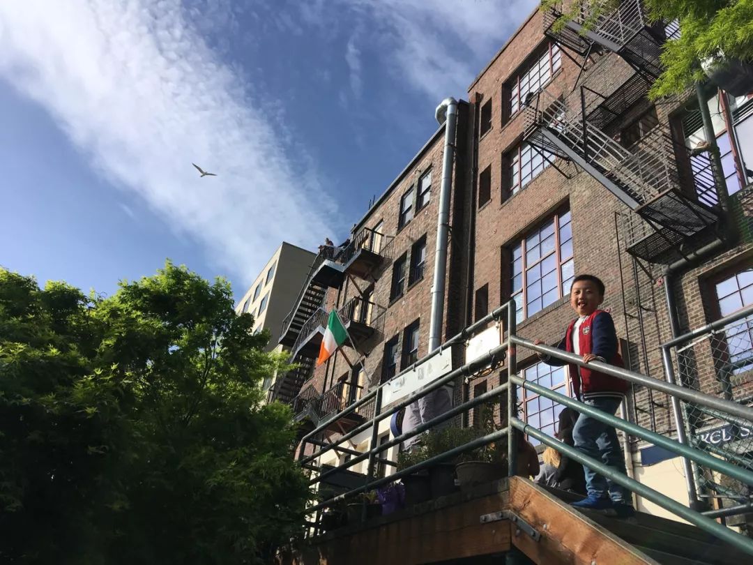 初二休学一年环游世界,夫妻休学带孩子环游世界