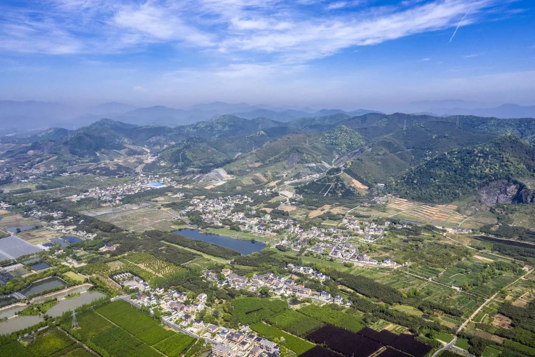 我们常说中华文明有上下五千年,中华文明五千年一路走来