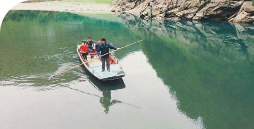 有一档大型公益节目正在建始拍摄，你家明昊小哥哥来助阵啦