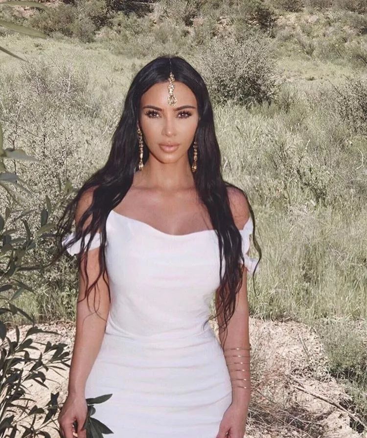 世界第一翘臀遭日本“封杀”,创立“和服内衣”:这是文化*辱侮**