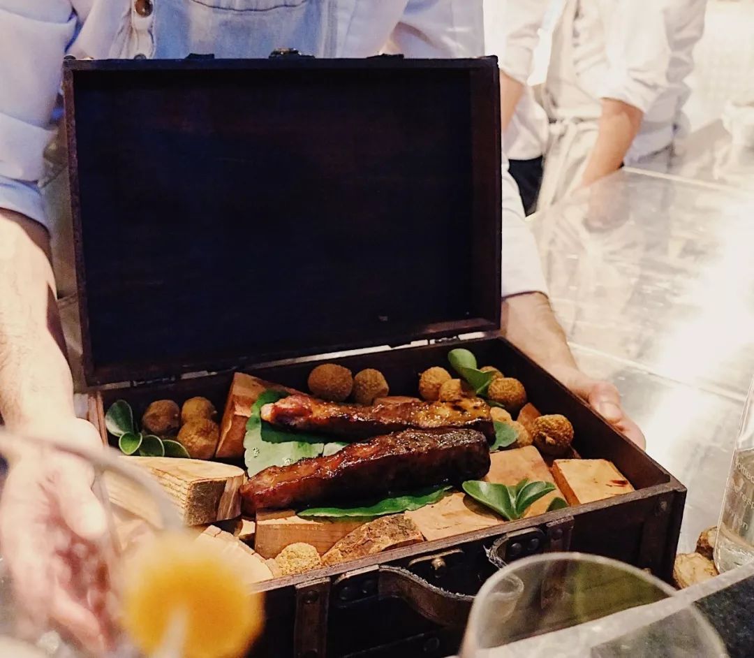 香港最好的特色菜 (香港美食久违了的正宗广东菜)
