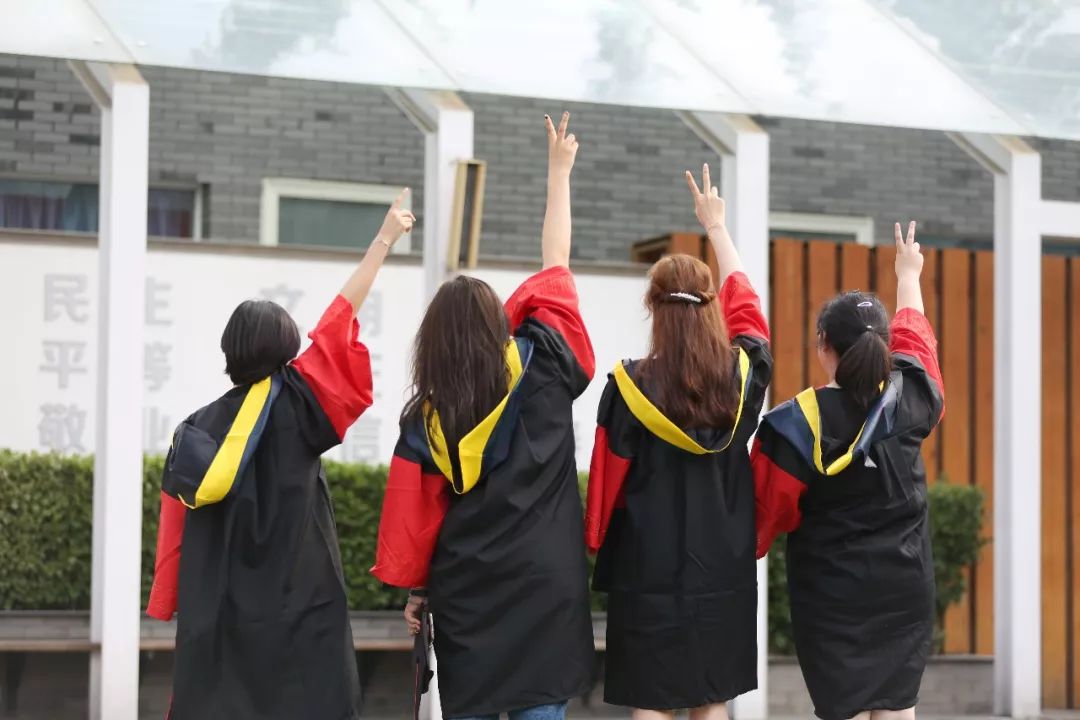 宿舍有创意的毕业照,北大创意毕业照