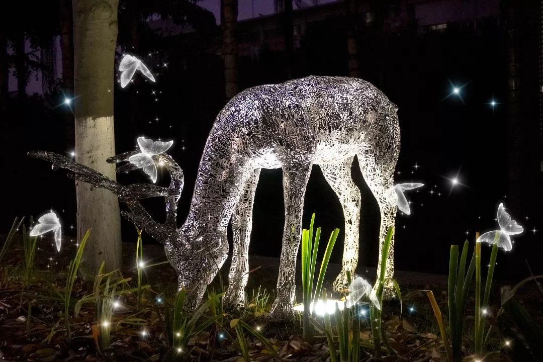 仙气荷池、时光走廊、滨湖绿道……川大持续惊艳焕颜！同学：这是仙境吗？