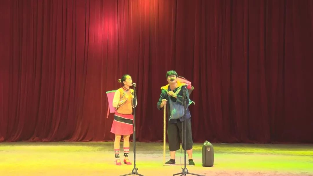 福贡县城拆迁安置点,福贡县阿路底易地扶贫安置点