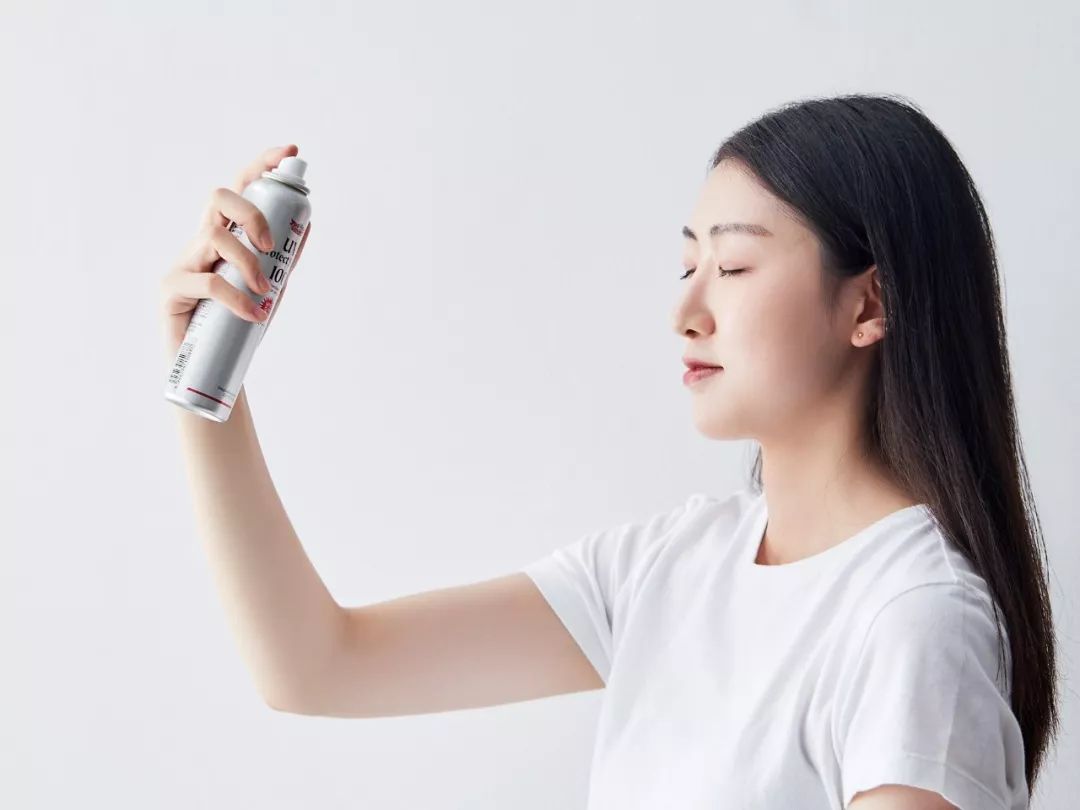 防晒喷雾补货中,防晒断货