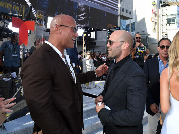 杰森斯坦森强森特别行动,强森和杰森斯坦森出席活动