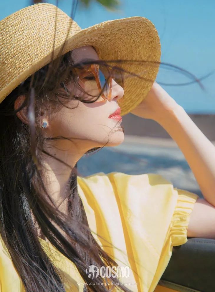 何穗刘雯香奈儿走秀,何穗刘雯超模走秀