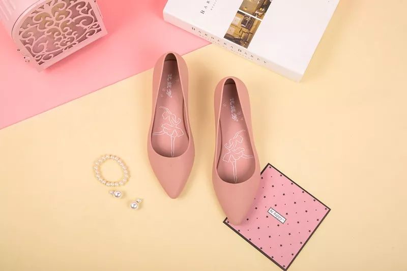 防水防滑果冻牛筋鞋雨鞋,一双超级柔软舒适的果冻鞋