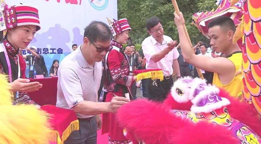 2017舞龙舞狮锦标赛,舞龙舞狮比赛新闻报道