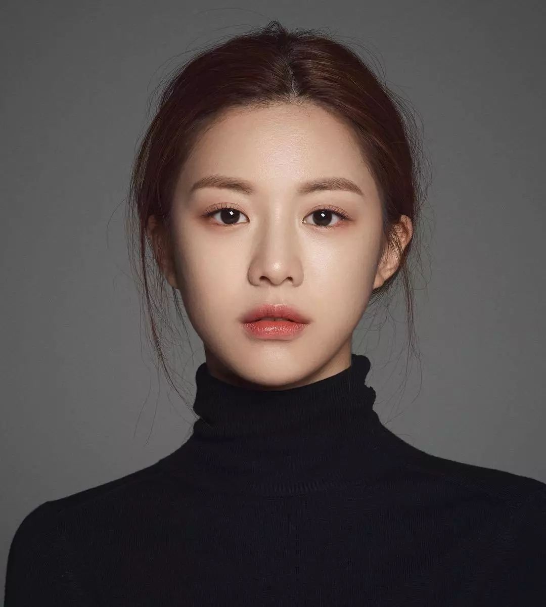 柔嫩抛光|脸上搓出3斤泥!难怪又黄又暗又黑头!10秒给脸蛋“剥壳”,厉害