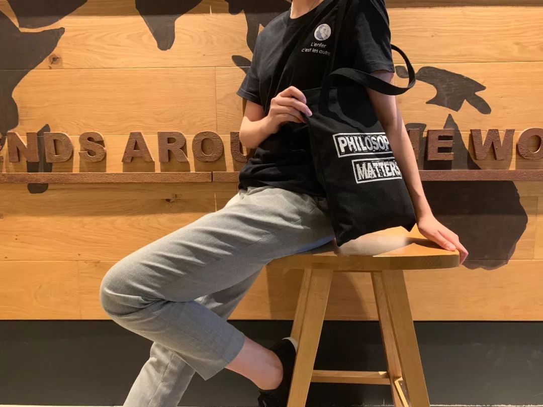 “包”治百病——将哲学装进帆布袋，这个夏天绝不撞款