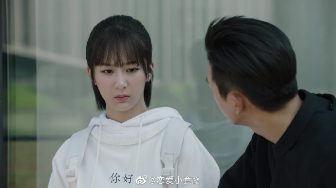 佟年造型,佟年的造型