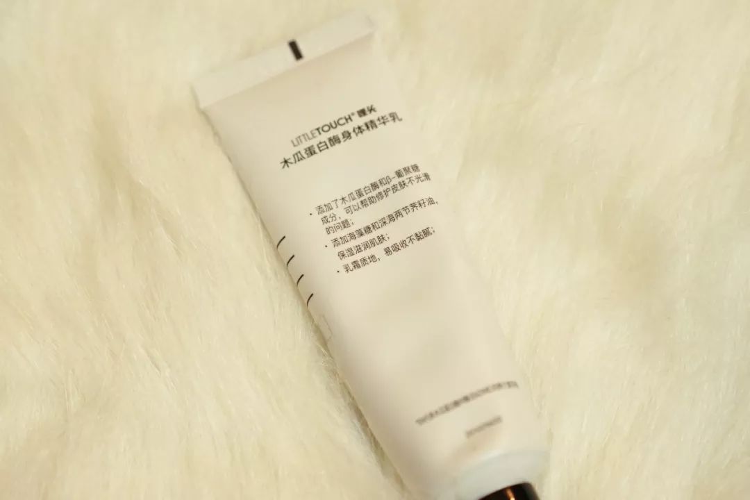 皮肤干燥起皮的救星,皮肤干燥起皮怎么办用什么护肤品