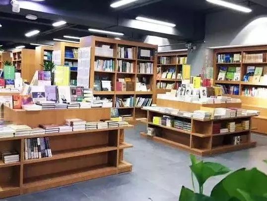 高校校园书店怎么开？听听央视报道怎么说