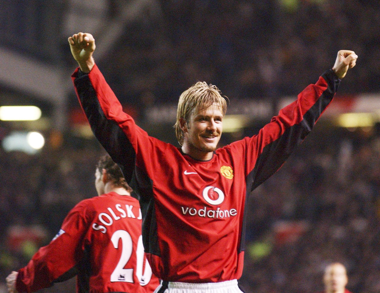 前曼联球衣管理员:踢桑德兰更衣室天花板漏下粪便,贝巴快发疯了