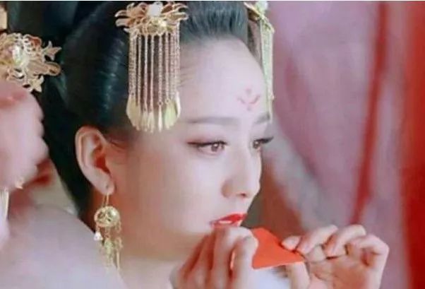 口红科普文,给男士科普一下口红