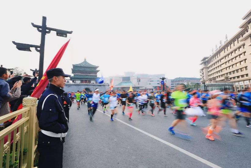 西马开跑时间及交通管制,西马竞赛赛程