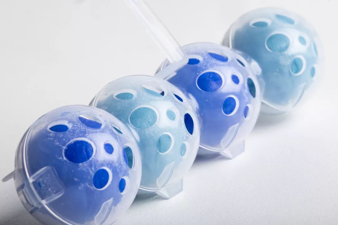 马桶特价秒杀200-300元,马桶冲水喷射大量细菌是真的吗