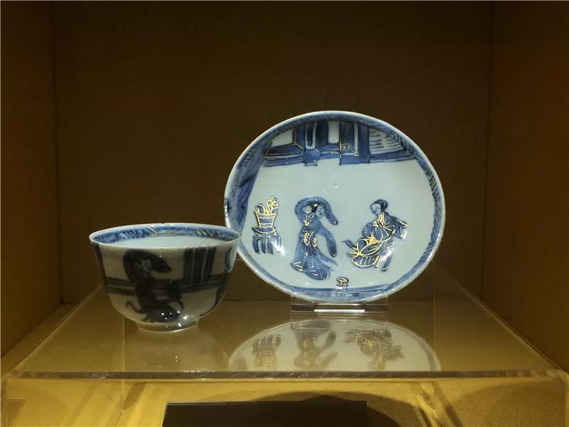 展览|励志史:“模仿”景德镇逆袭成“欧洲第一名瓷”