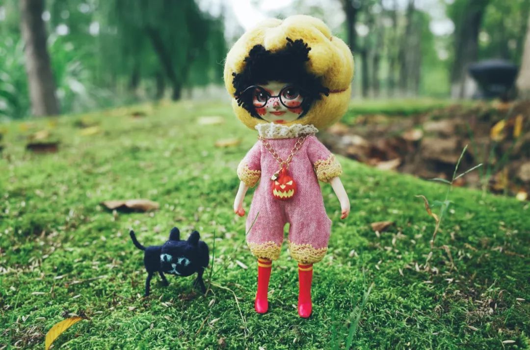 她把幻想做成超萌玩偶！教你创作属于自己的爱心手作「免费公开课●大大微讲堂」