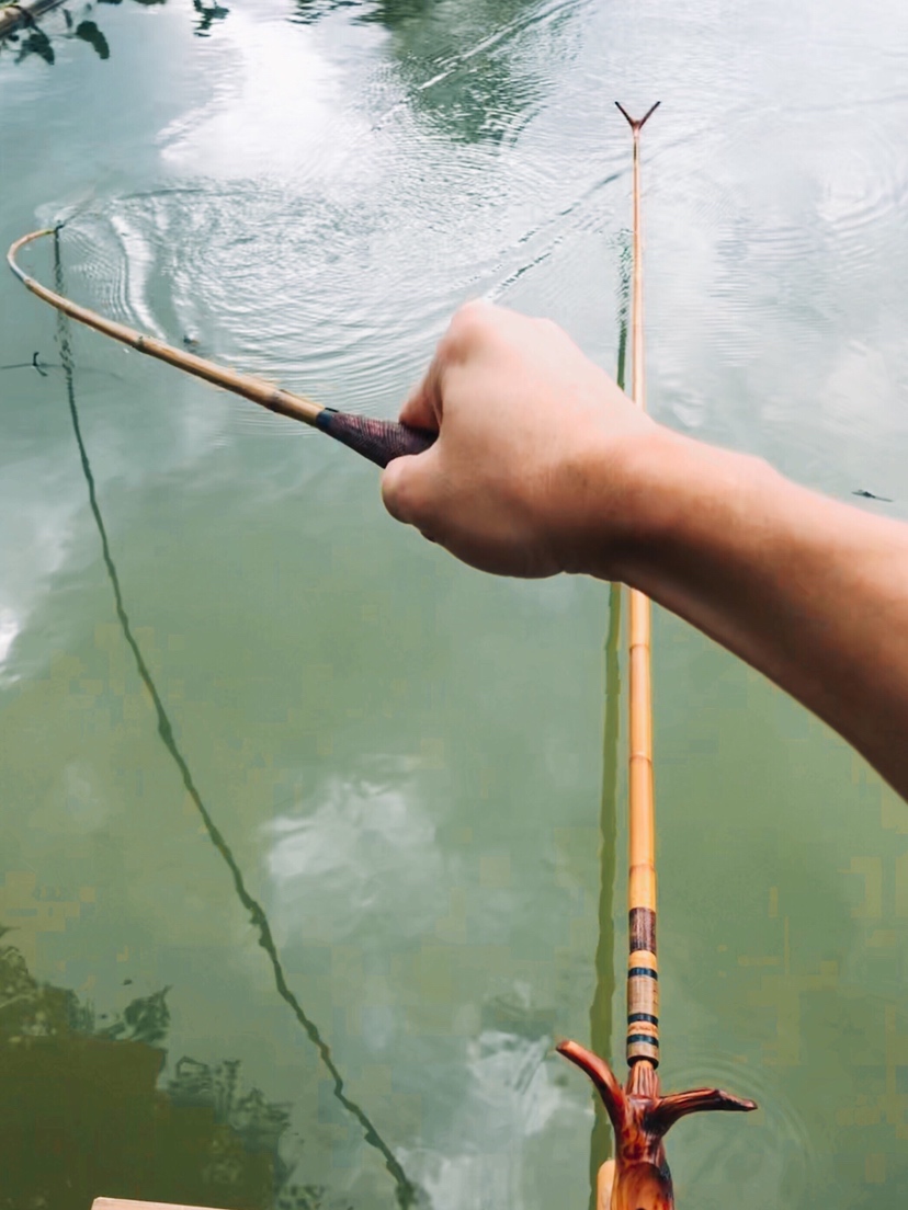 钓鱼装备全套小型鱼竿推荐,私人订制鱼竿路亚