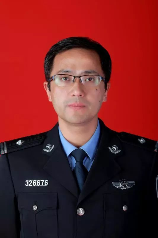 八一特辑不忘历史才勇往直前,八一特辑退伍