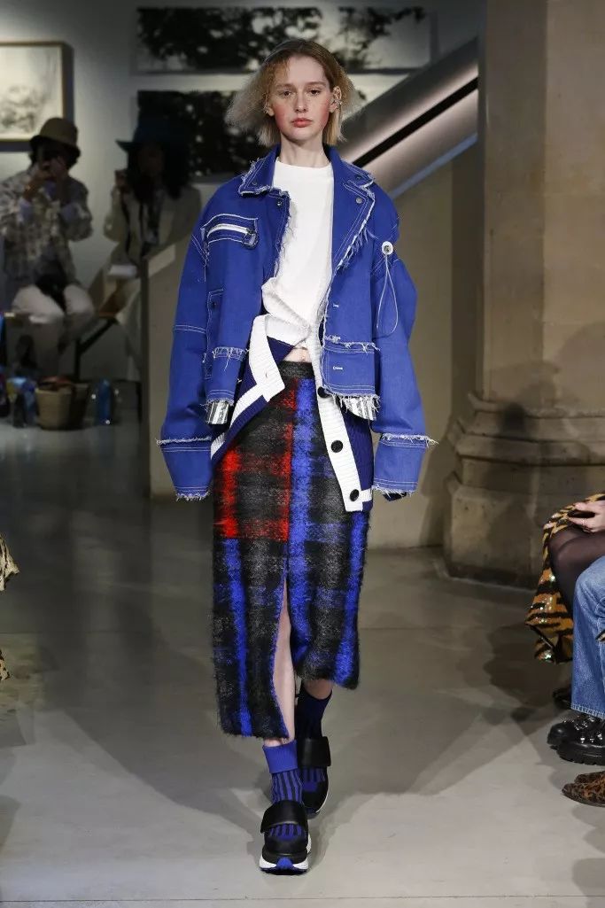 21年秋冬女装流行趋势,21年秋冬女装流行色