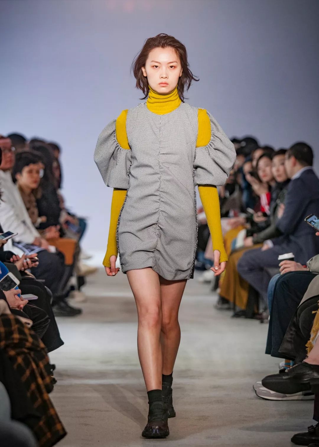 21年秋冬女装流行趋势,21年秋冬女装流行色