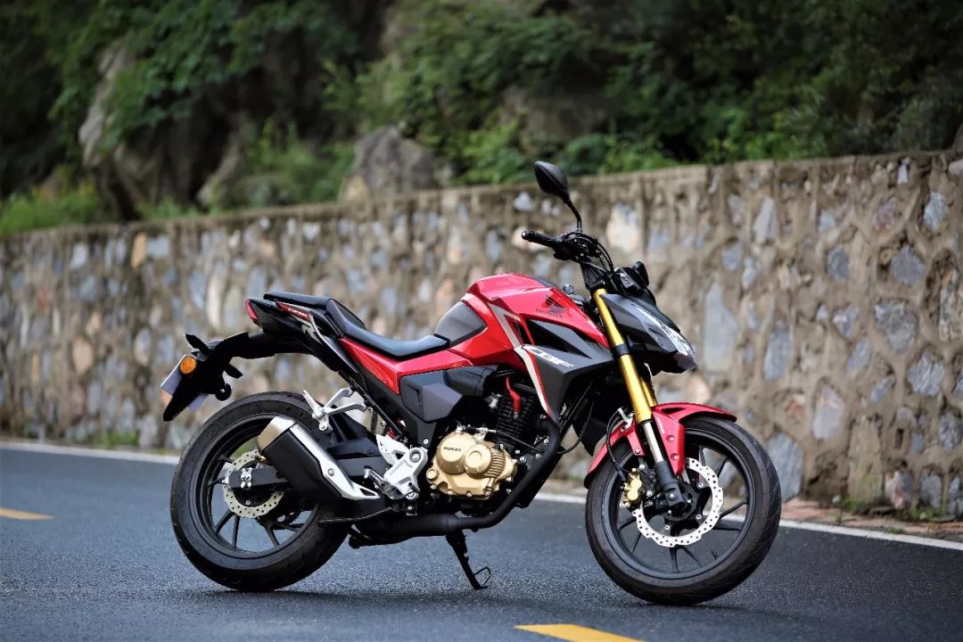 新大洲本田cbf190r与五羊本田cb190,cbf190r新大洲本田测评