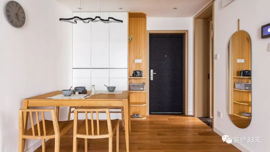 购买家具几十万刺鼻难闻受不了,花几万买实木家具值得吗