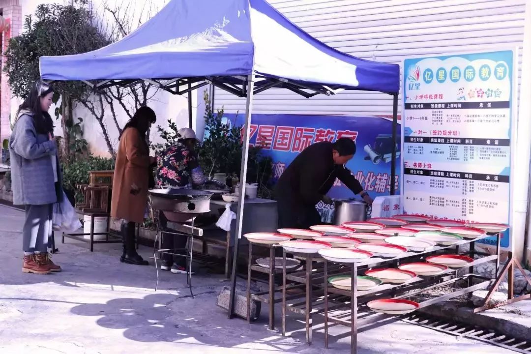 涓芥睙鐑噳绮夊摢瀹舵渶濂藉悆,涓芥睙甯傚尯瀹佽挆鍑夌矇鎺ㄨ崘