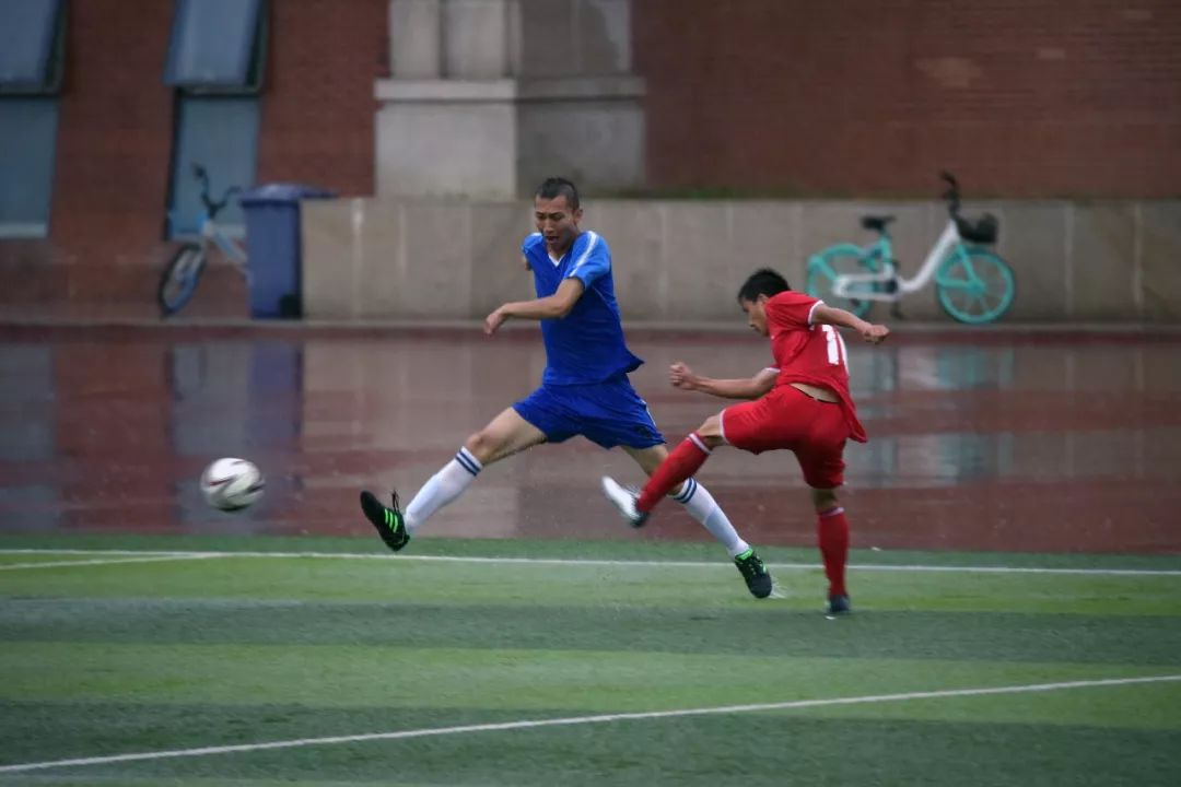 强军杯“卫士动力”业余足球比赛临沂片区圆满收官，*警武**临沂、菏泽支队携手出线！