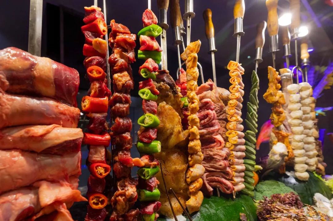 榫欏矖閫傚悎鎯呬荆鍘荤害浼氬悆楗殑鍦版柟,榫欏矖閫傚悎鎯呬荆绾︿細缇庨