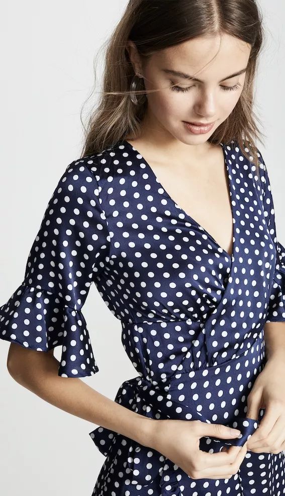 适合妈妈的时尚连衣裙有哪些,妈妈也适合穿的连衣裙