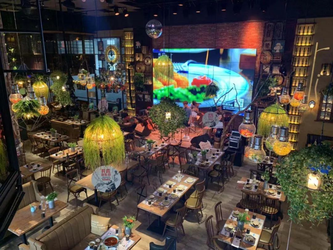 胡桃里里水嘉洲广场开业大吉,胡桃里里水店音乐酒馆优惠团购