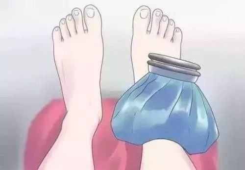 冰敷热敷崴脚,冰敷崴脚后更疼了