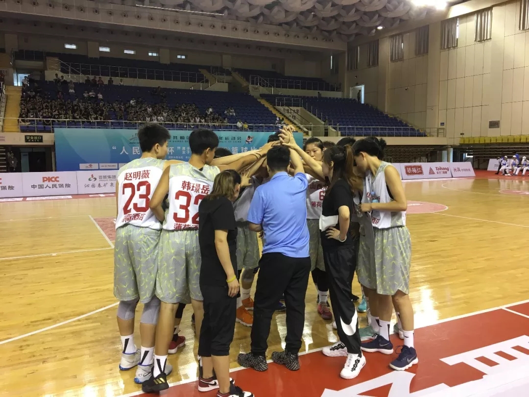 把爱藏进篮球里,把爱藏在无人触及的角落